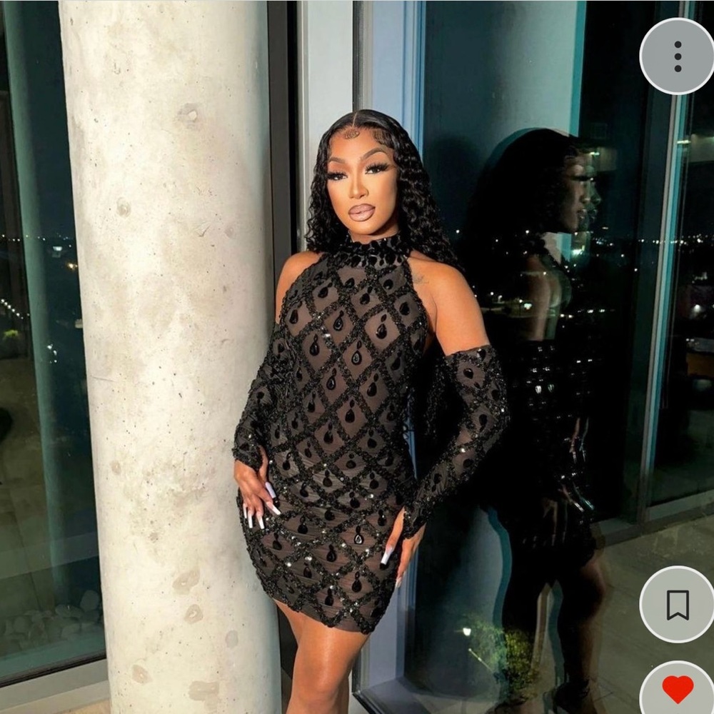 BLACK DIAMOND MINI DRESS